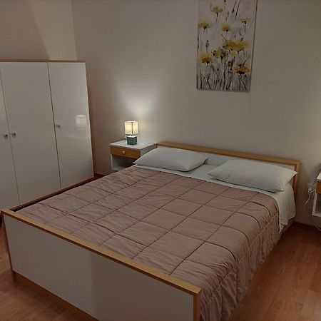 Apartment Landeka Primosten Ngoại thất bức ảnh
